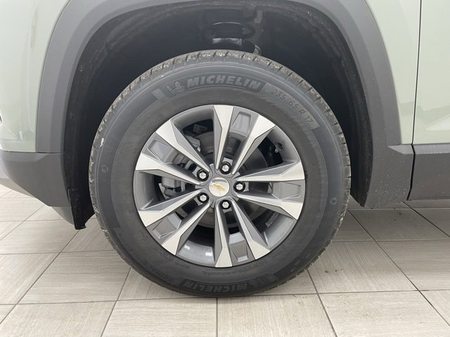 2026 Chevrolet Equinox LT photo 5