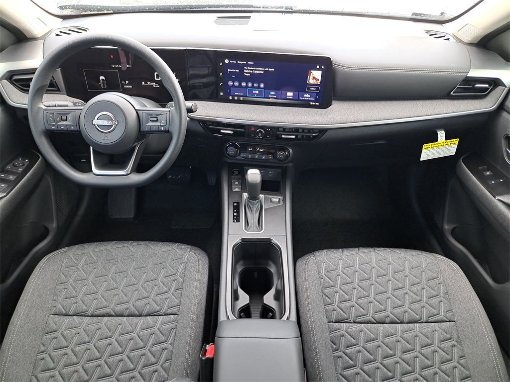 2026 Nissan Kicks SV photo 16