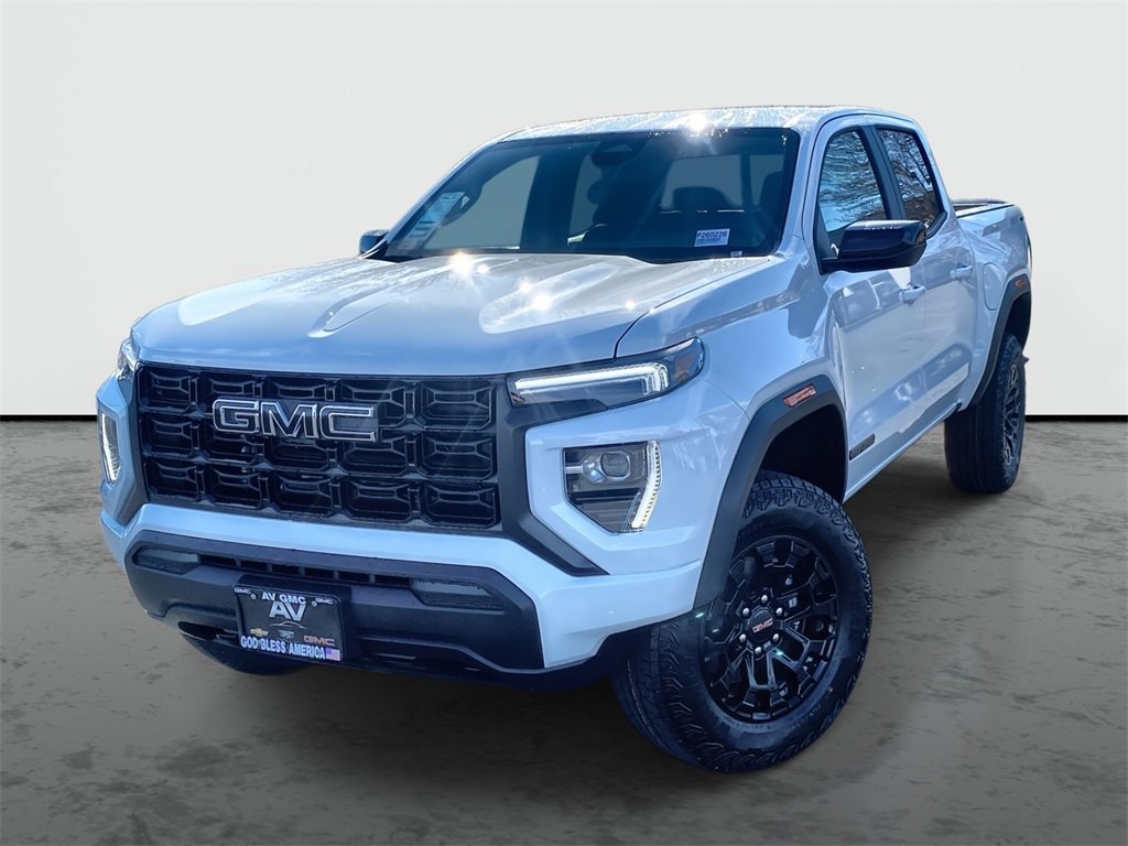 2026 GMC Canyon Elevation's photo