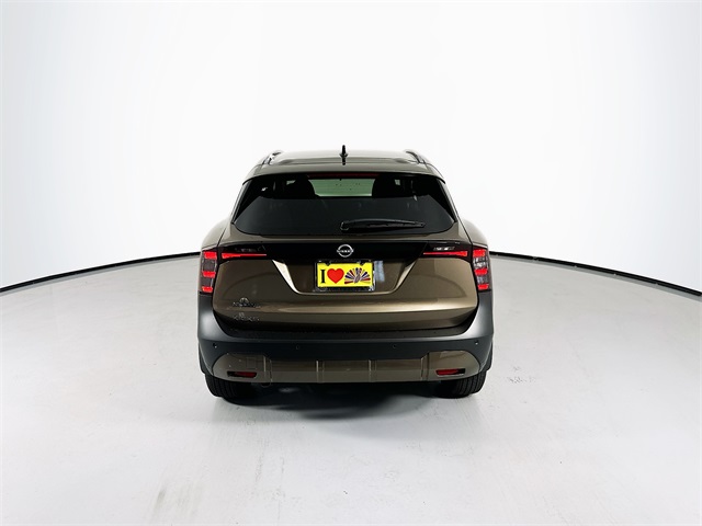 2026 Nissan Kicks SV photo 4