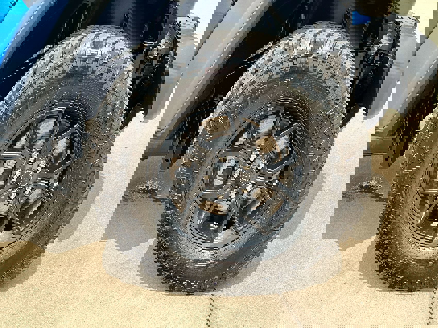 2024 Jeep Wrangler Willys photo 10