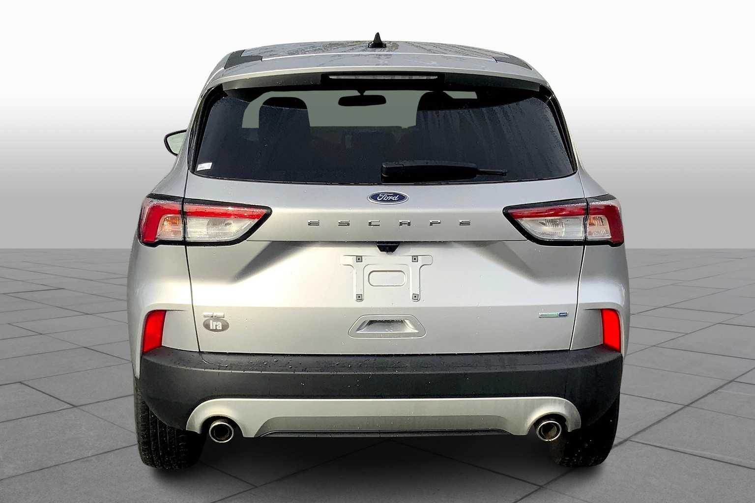2020 Ford Escape SE photo 4