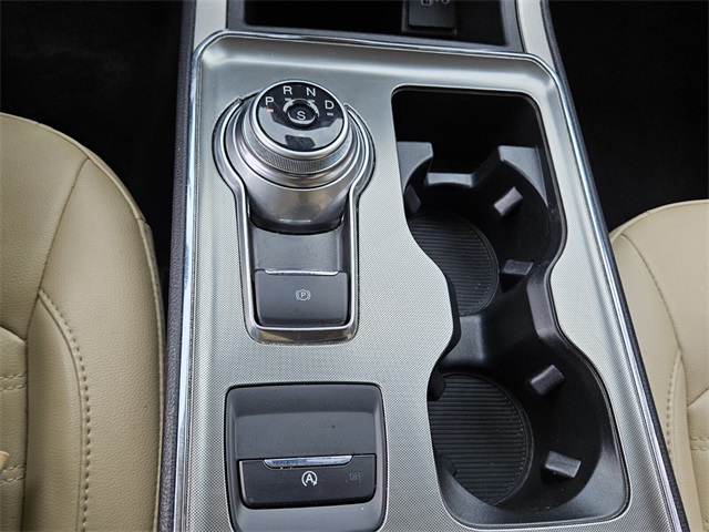 2022 Ford Edge SEL photo 19