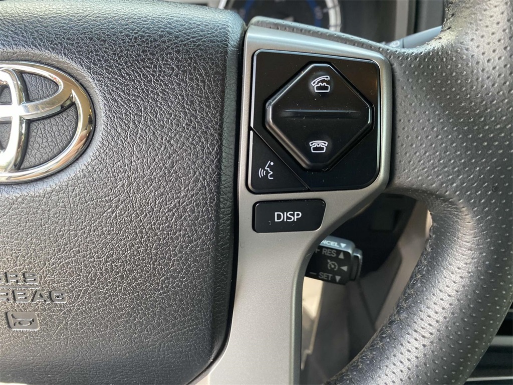 2018 Toyota 4Runner SR5 photo 24