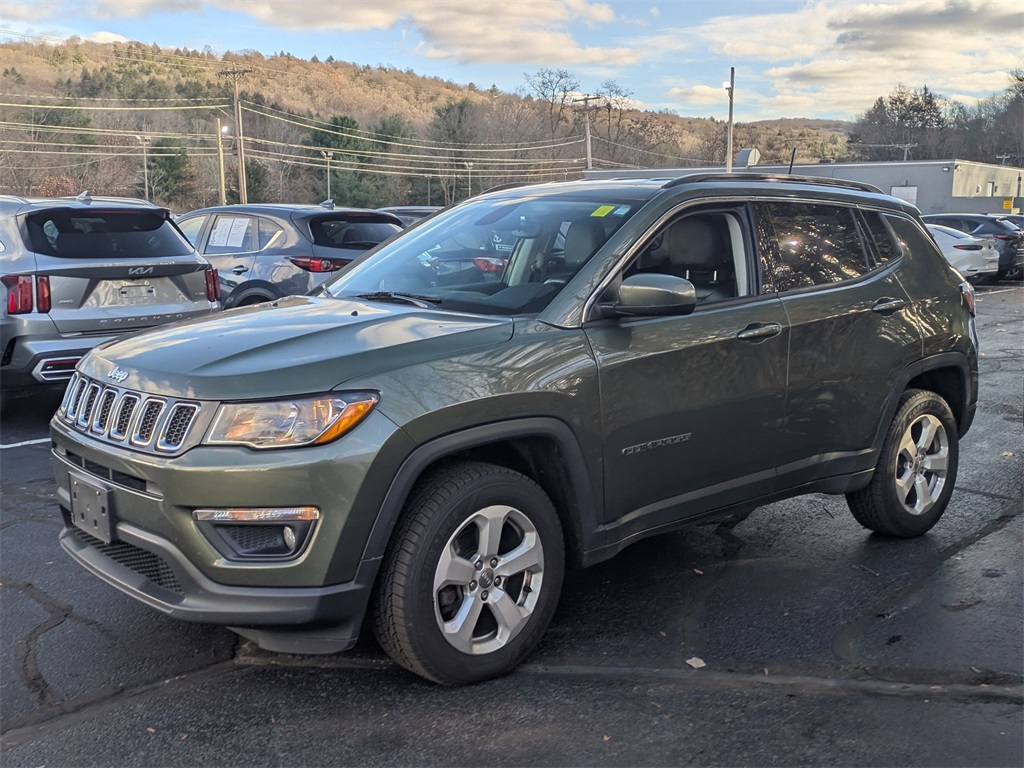 2019 Jeep Compass Latitude photo 4