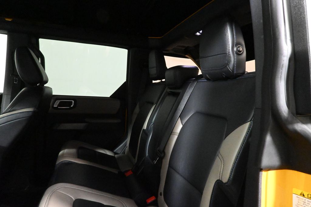 2021 Ford Bronco Wildtrak photo 3
