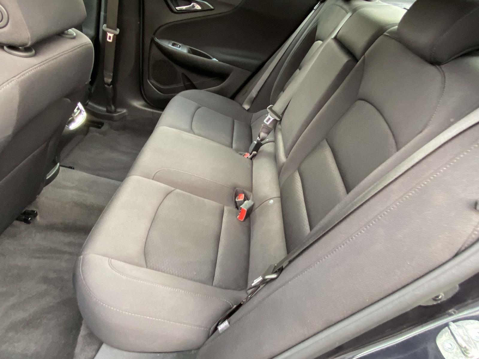 2023 Chevrolet Malibu 1LT photo 4