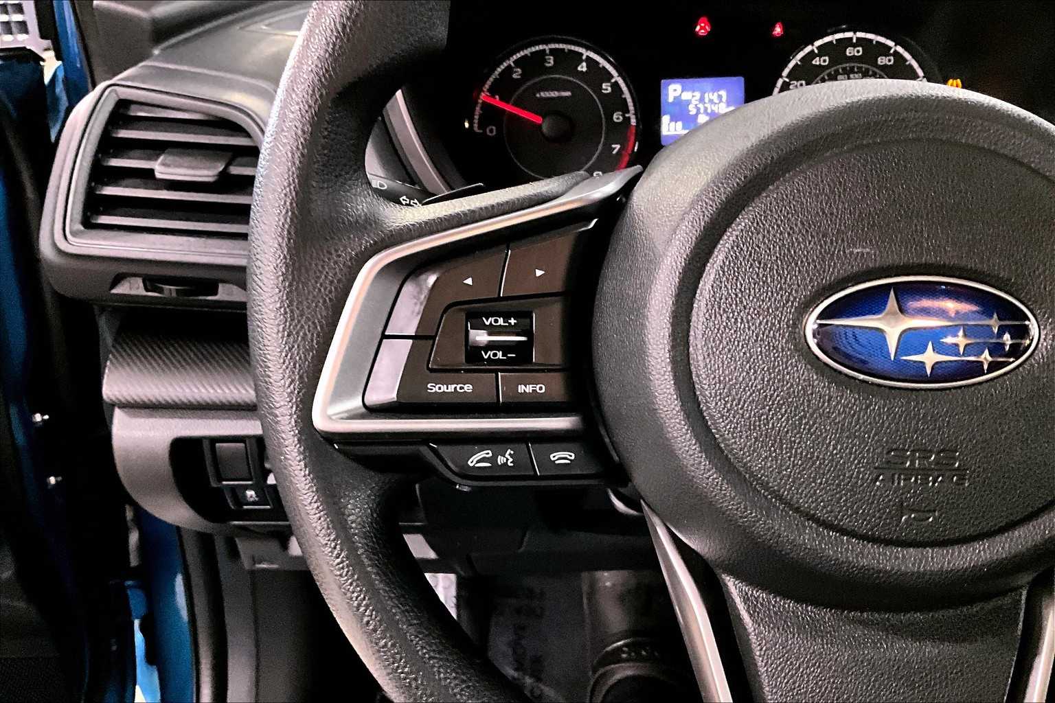 2017 Subaru Impreza 2.0i Premium photo 21