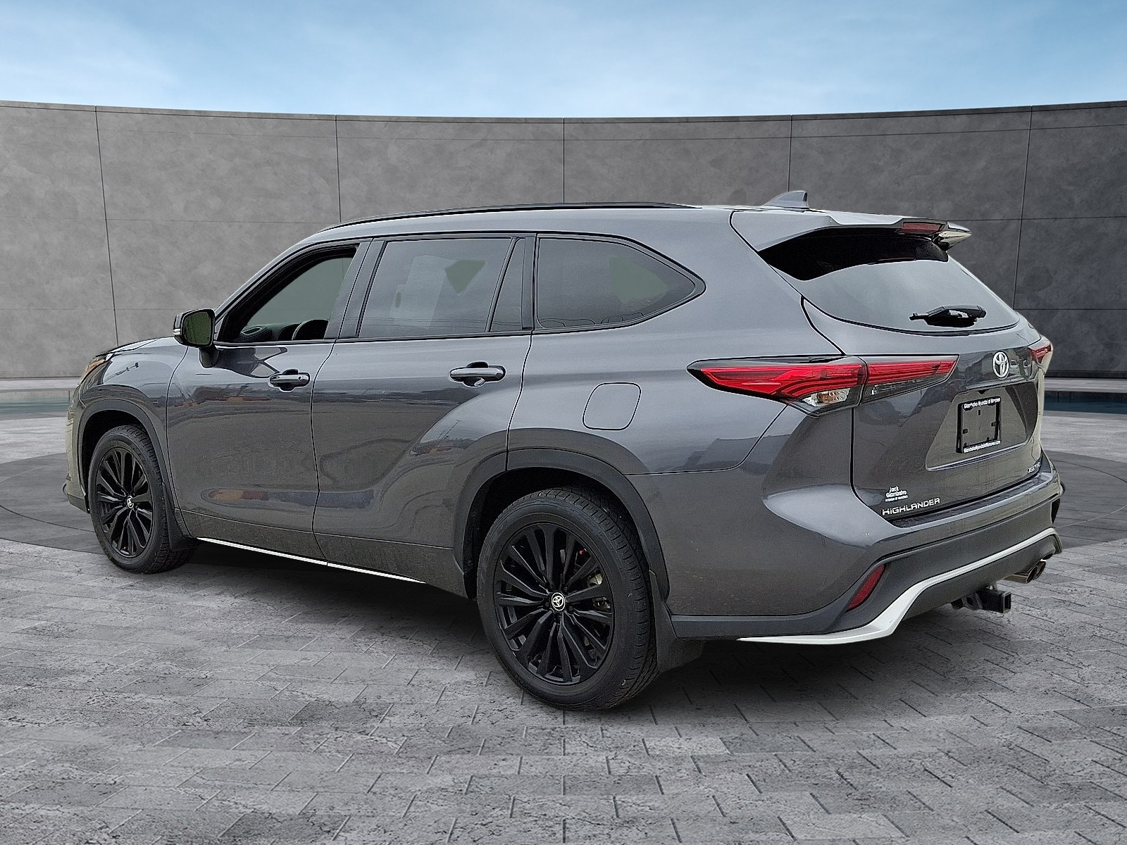 2023 Toyota Highlander XSE photo 7