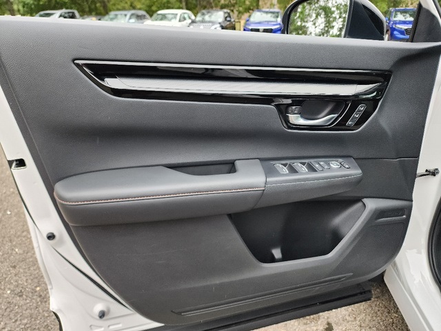 2024 Honda CR-V Hybrid Sport Touring photo 18