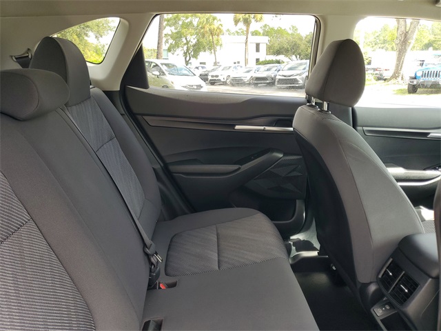 2024 Kia Seltos LX photo 28