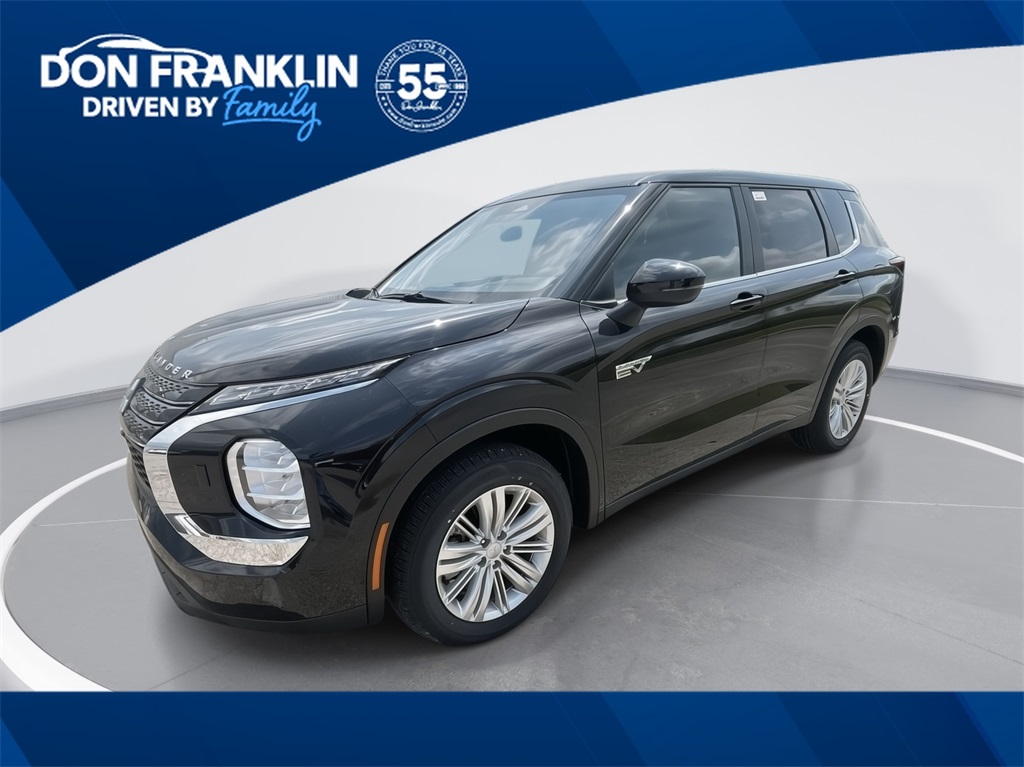 2025 Mitsubishi Outlander Plug-in Hybrid ES's photo