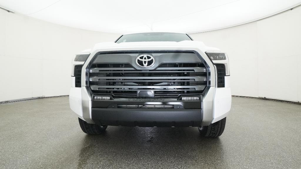 2026 Toyota Tundra Limited CrewMax photo 3