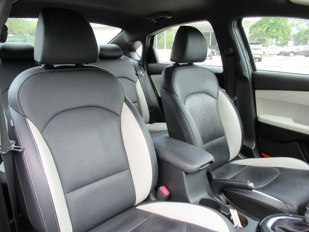 2020 Kia Forte EX photo 9