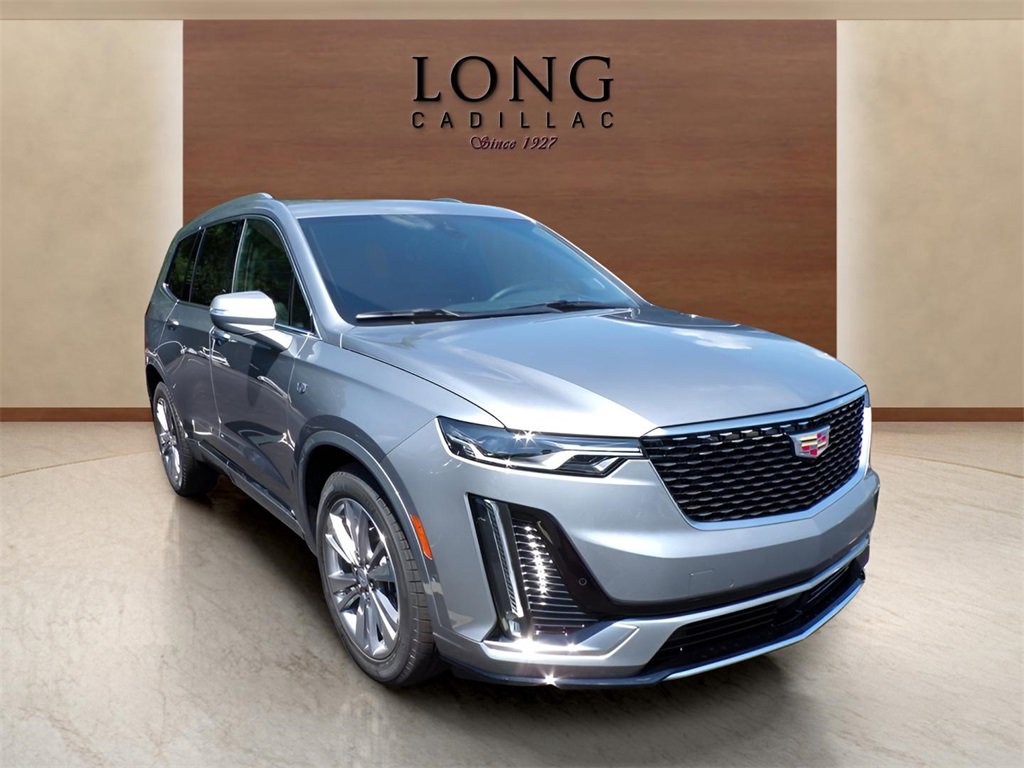 2025 Cadillac XT6 Premium Luxury photo 3
