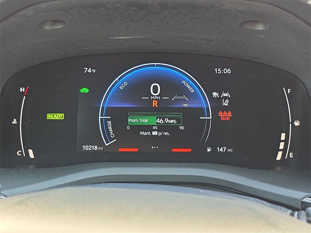 2025 Toyota Camry SE photo 16