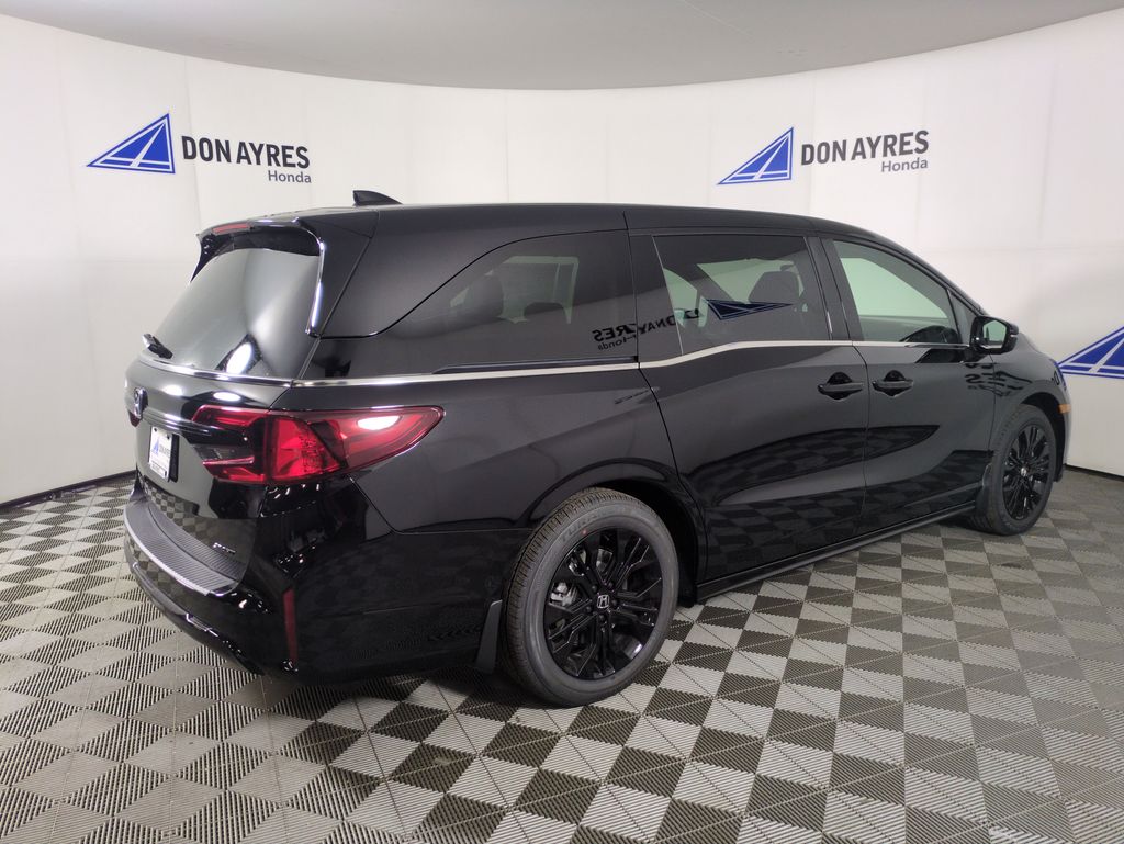 2026 Honda Odyssey photo 5