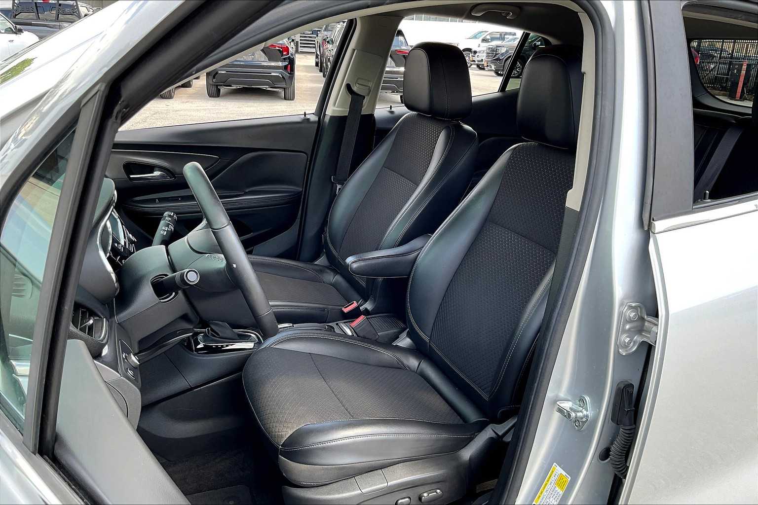 2018 Buick Encore Preferred photo 7