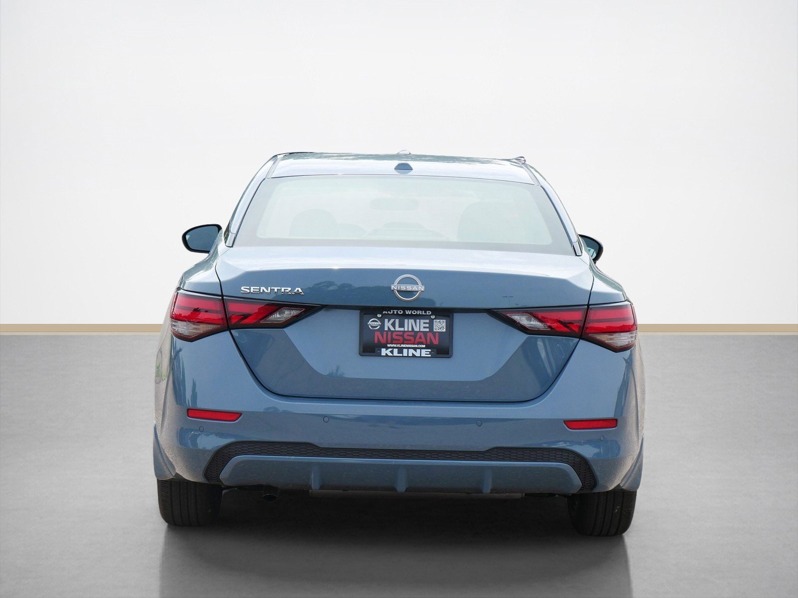 2025 Nissan Sentra SV photo 3