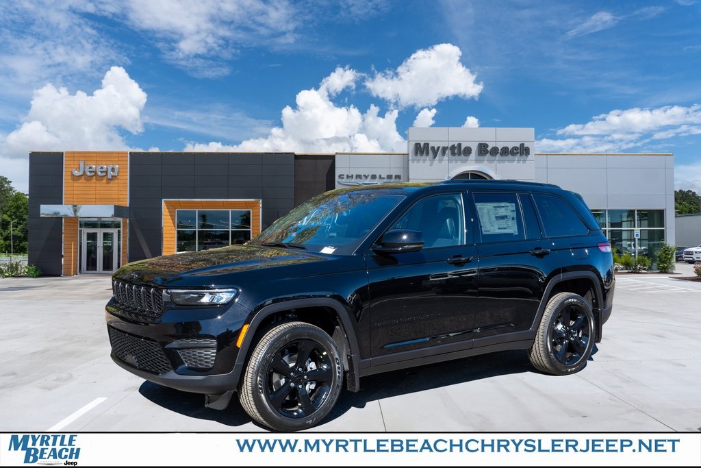 2025 Jeep Grand Cherokee Altitude's photo