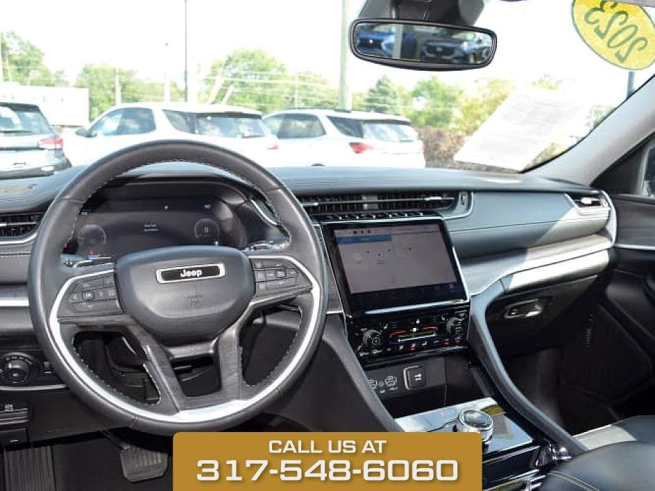 2023 Jeep Grand Cherokee Limited photo 11