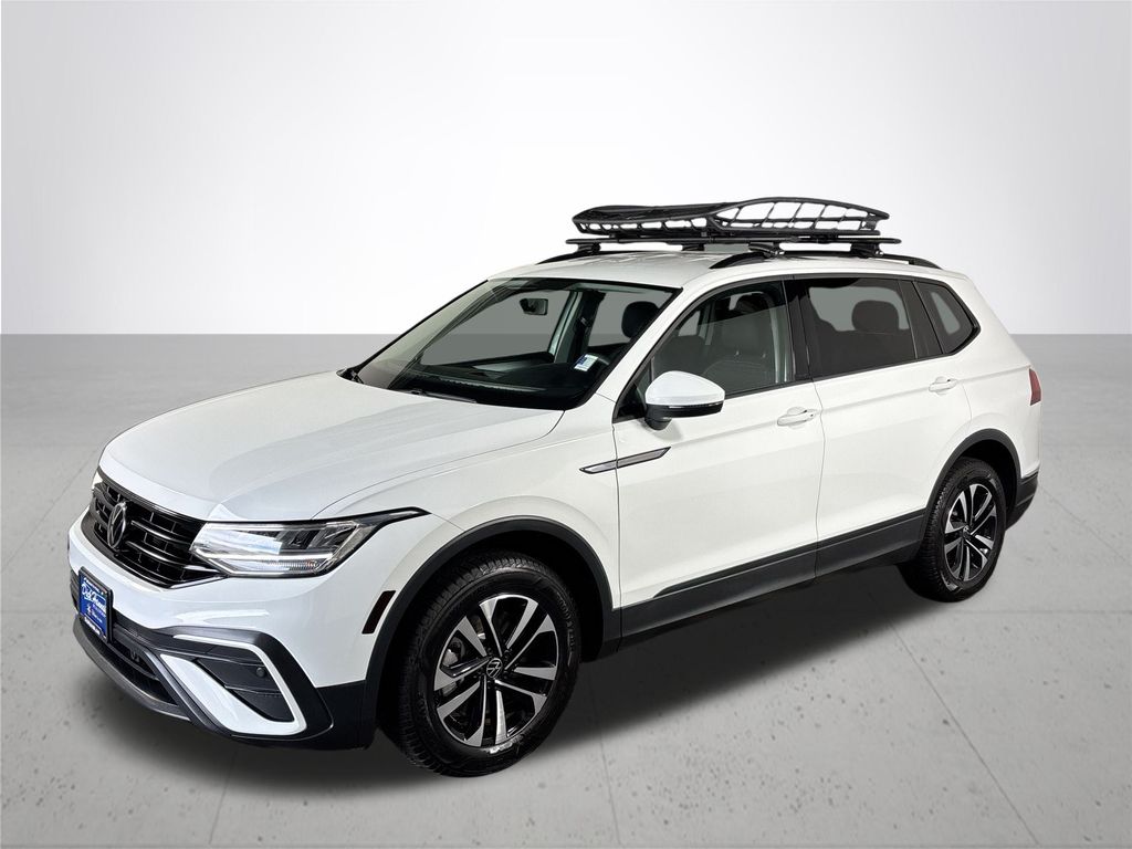 2022 Volkswagen Tiguan S photo 2
