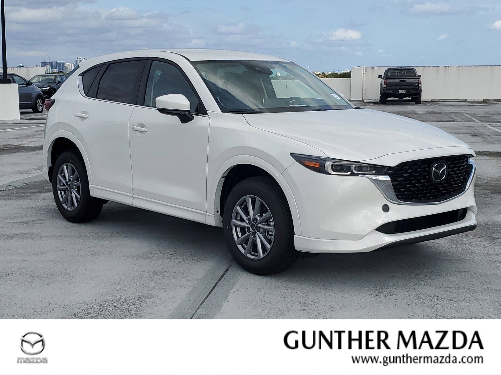 2025 Mazda CX-5 S Select Package's photo