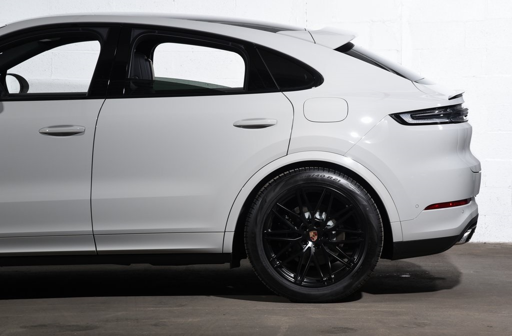 2025 Porsche Cayenne E-Hybrid photo 14
