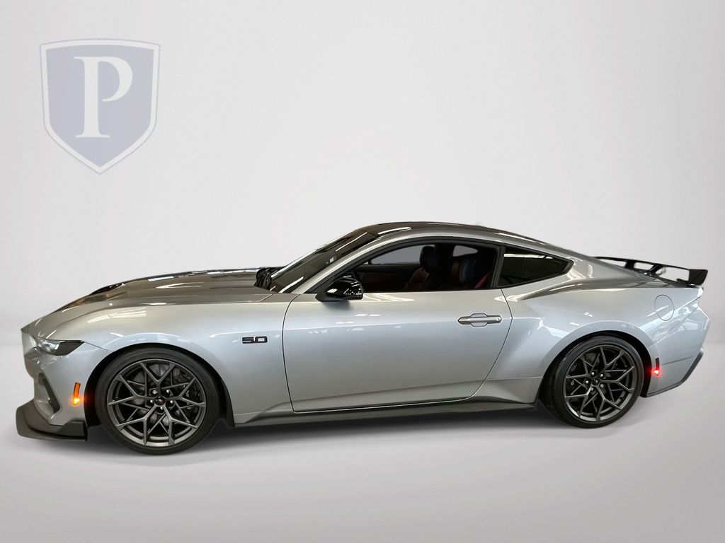 2024 Ford Mustang GT Premium photo 4