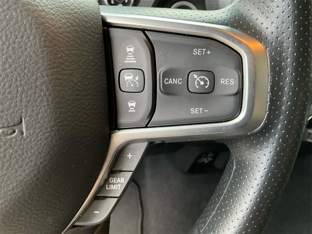 2025 Ram 1500 Tradesman photo 28