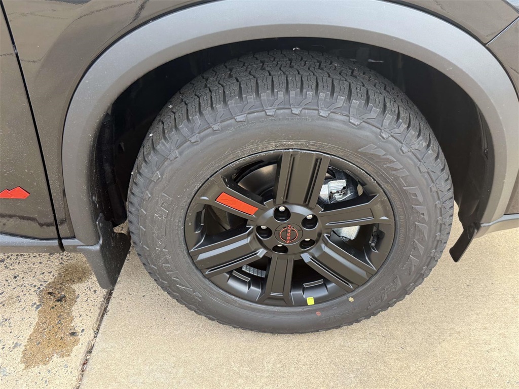 2026 Nissan Rogue SV photo 6
