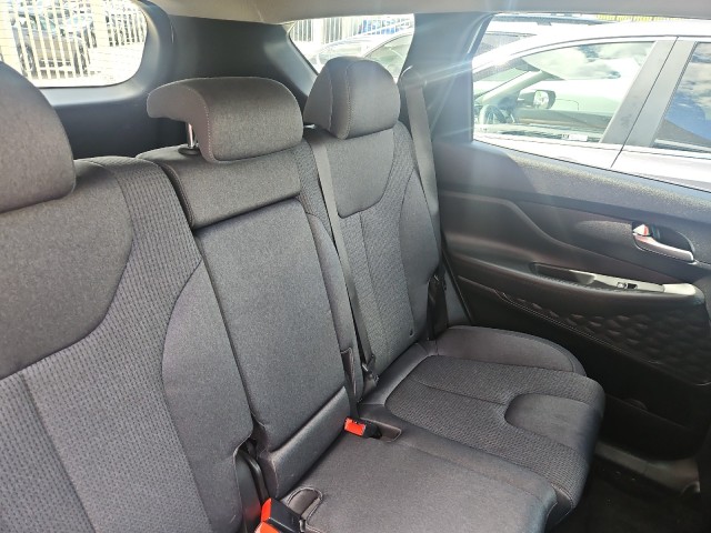 Used 2023  Hyundai SEL image 16