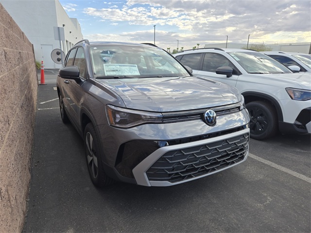 2025 Volkswagen Taos S photo 2