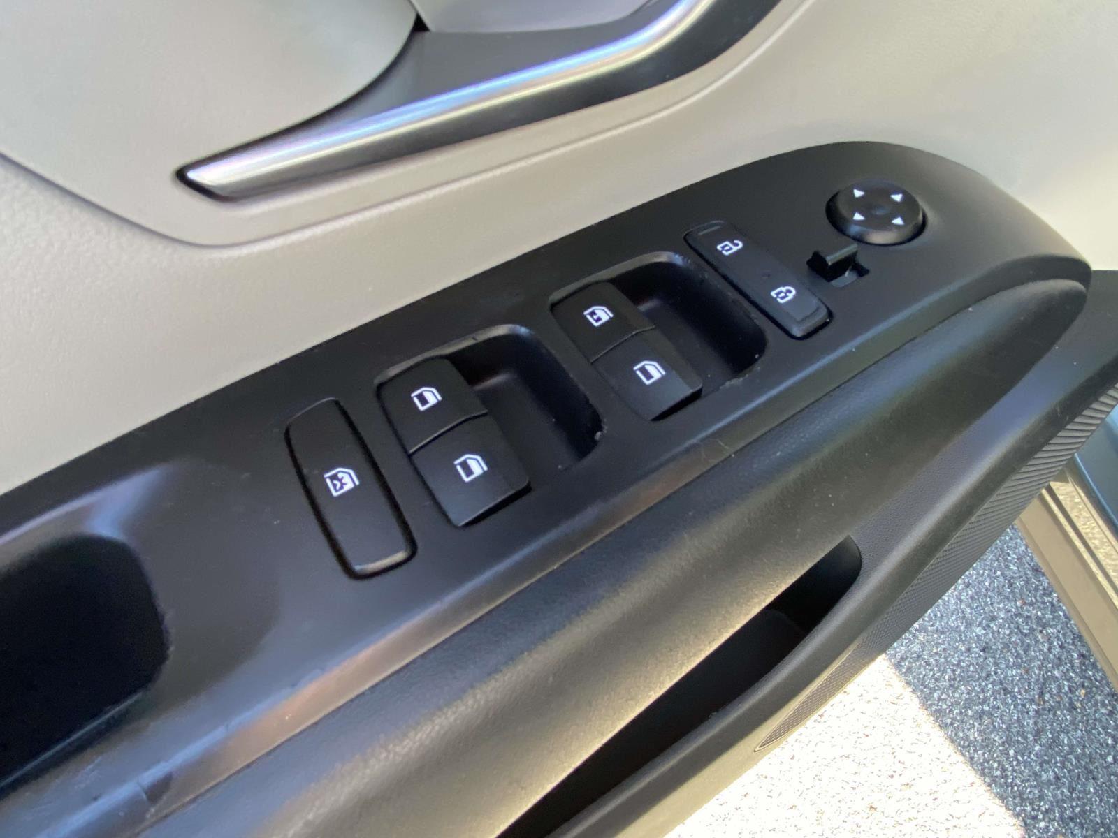 2022 Hyundai Tucson SE photo 7