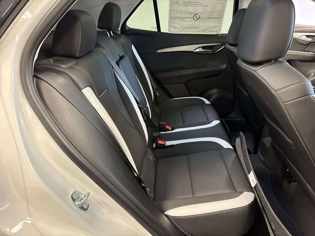 2025 Buick Envision Sport Touring photo 25
