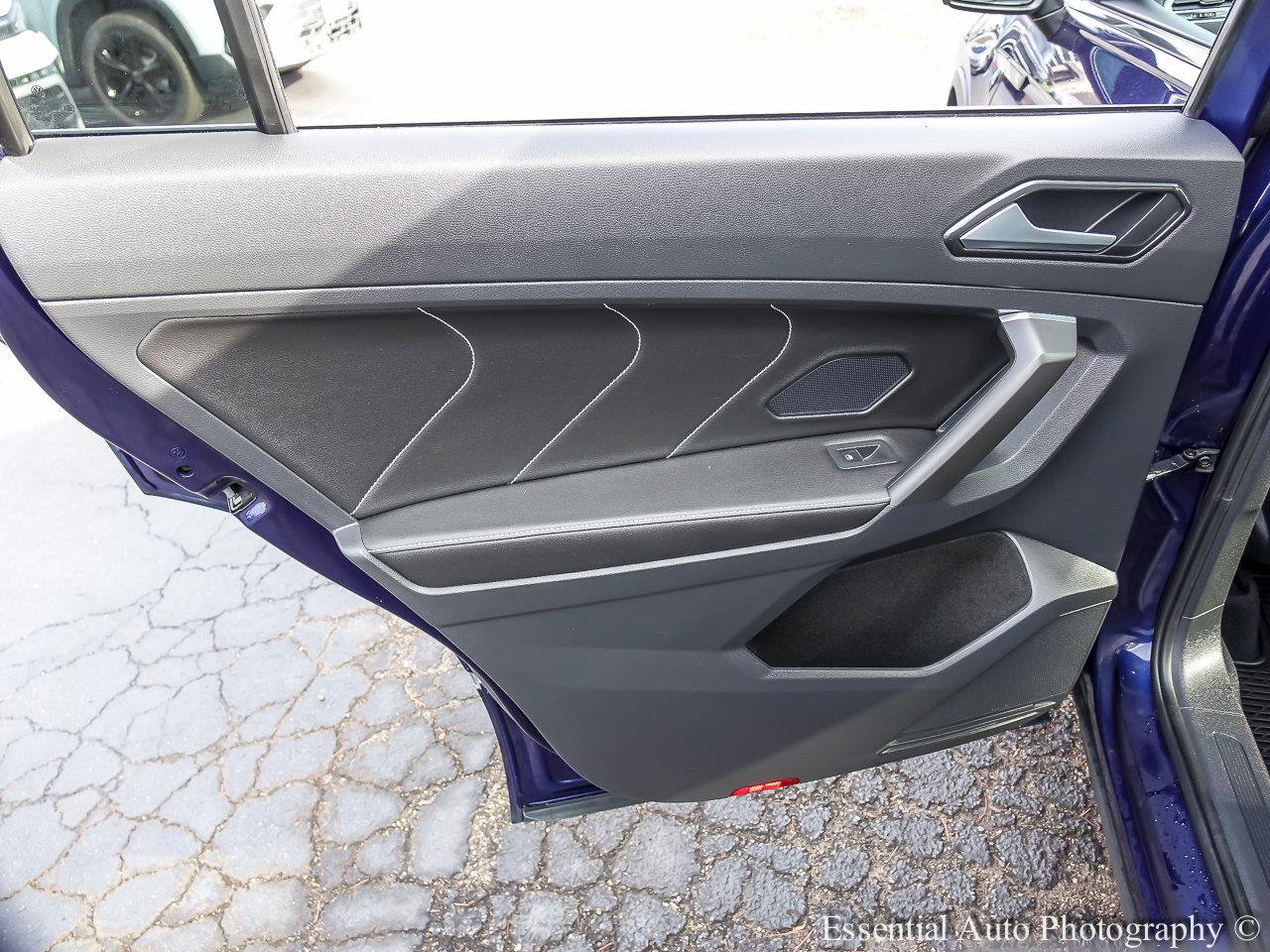 2022 VOLKSWAGEN TIGUAN - Image 19