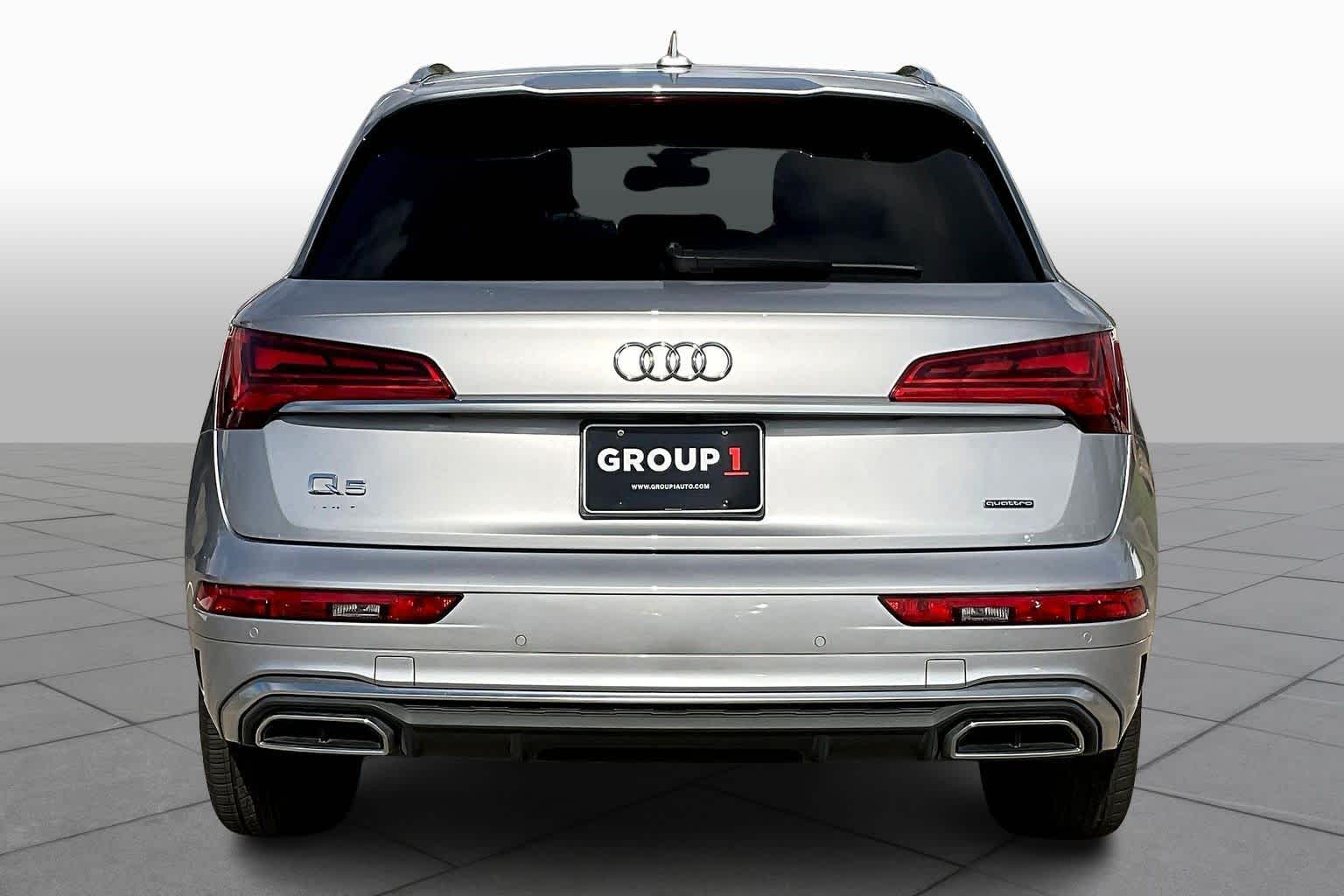 2023 Audi Q5 S line Premium Plus photo 4