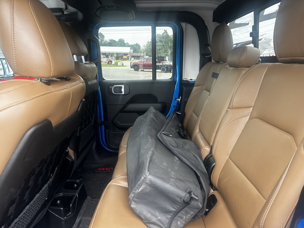 Used 2023 Jeep Gladiator Rubicon with VIN 1C6JJTBG5PL555572 for sale in Little Rock