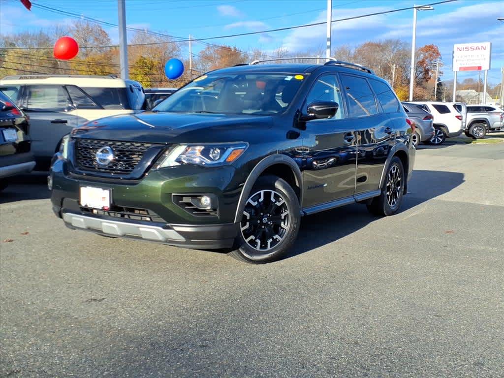 2019 Nissan Pathfinder SL