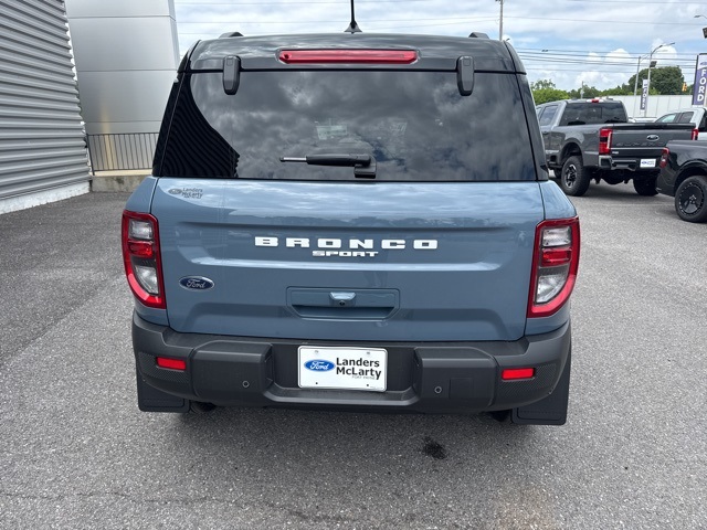 2025 Ford Bronco Sport Outer Banks photo 4