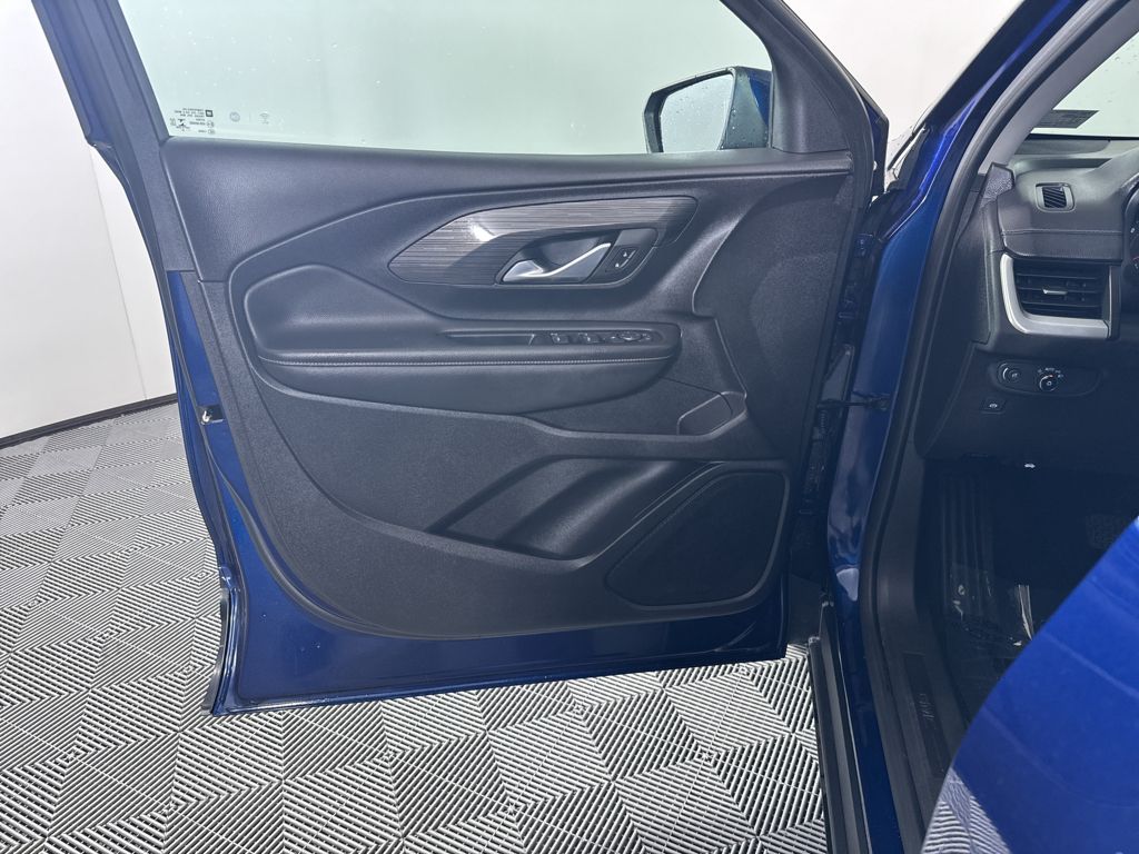 2022 Gmc Terrain SLE photo 37