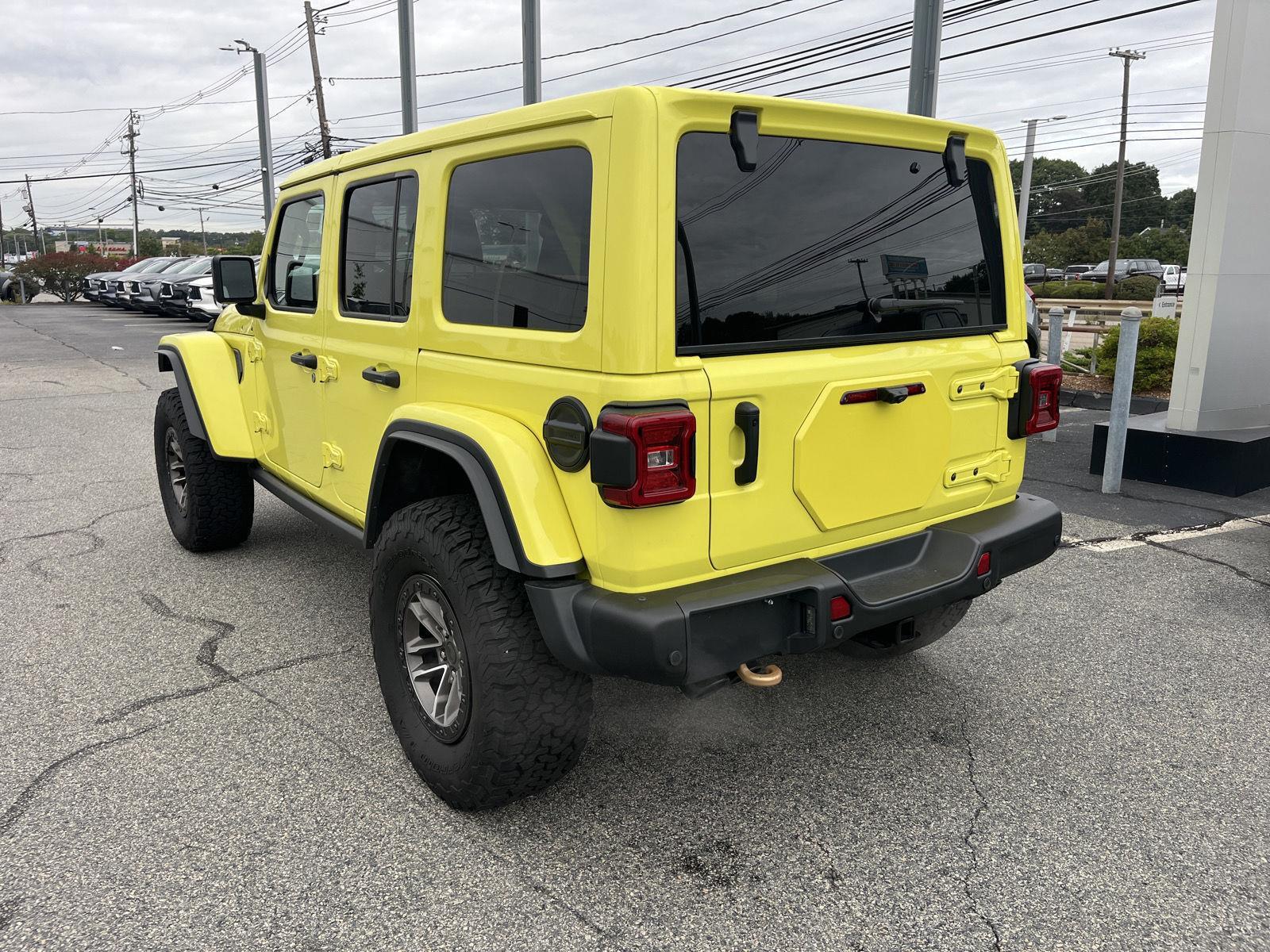 2024 Jeep Wrangler Rubicon 392 photo 5