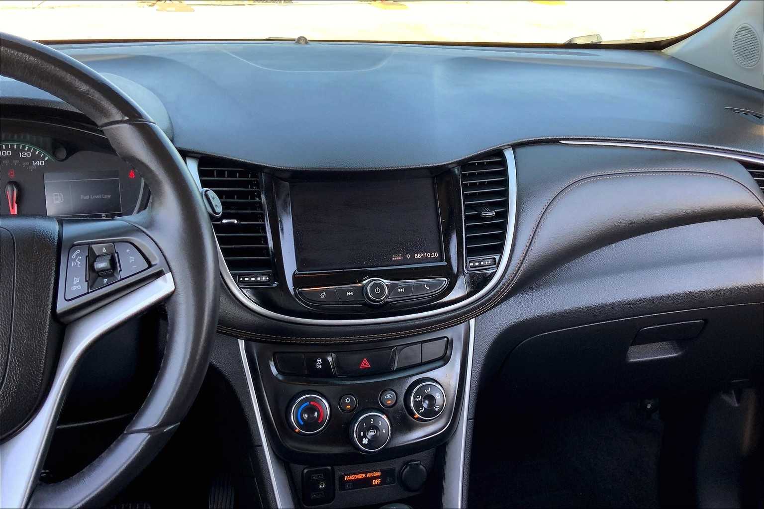 2022 Chevrolet Trax LT photo 6