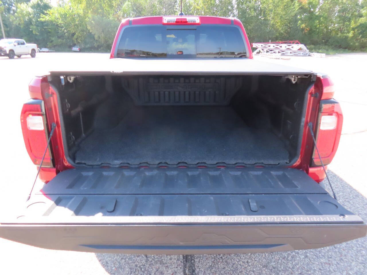 2024 Gmc Canyon Denali photo 7