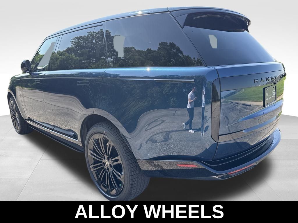 2023 Land Rover Range Rover Autobiography photo 4