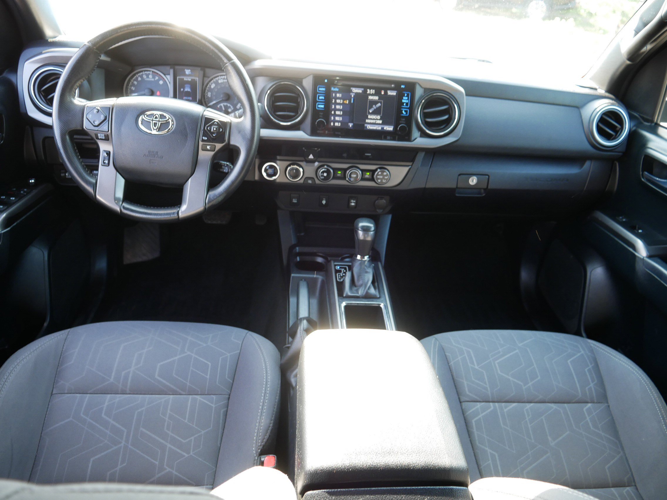 2017 Toyota Tacoma TRD 4x4 photo 10