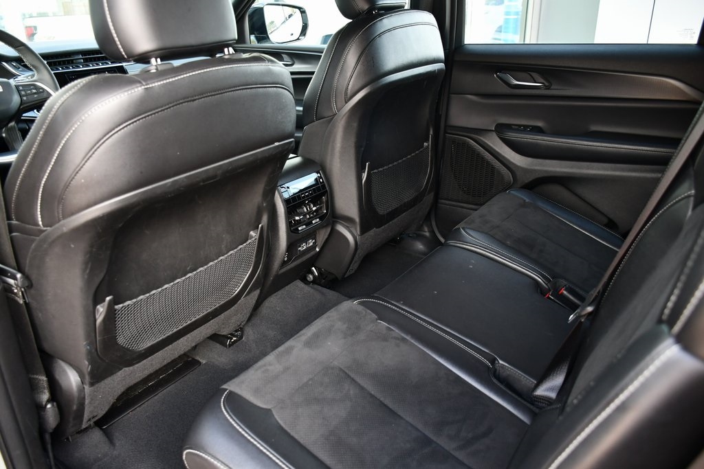 2024 Jeep Grand Cherokee Altitude photo 24