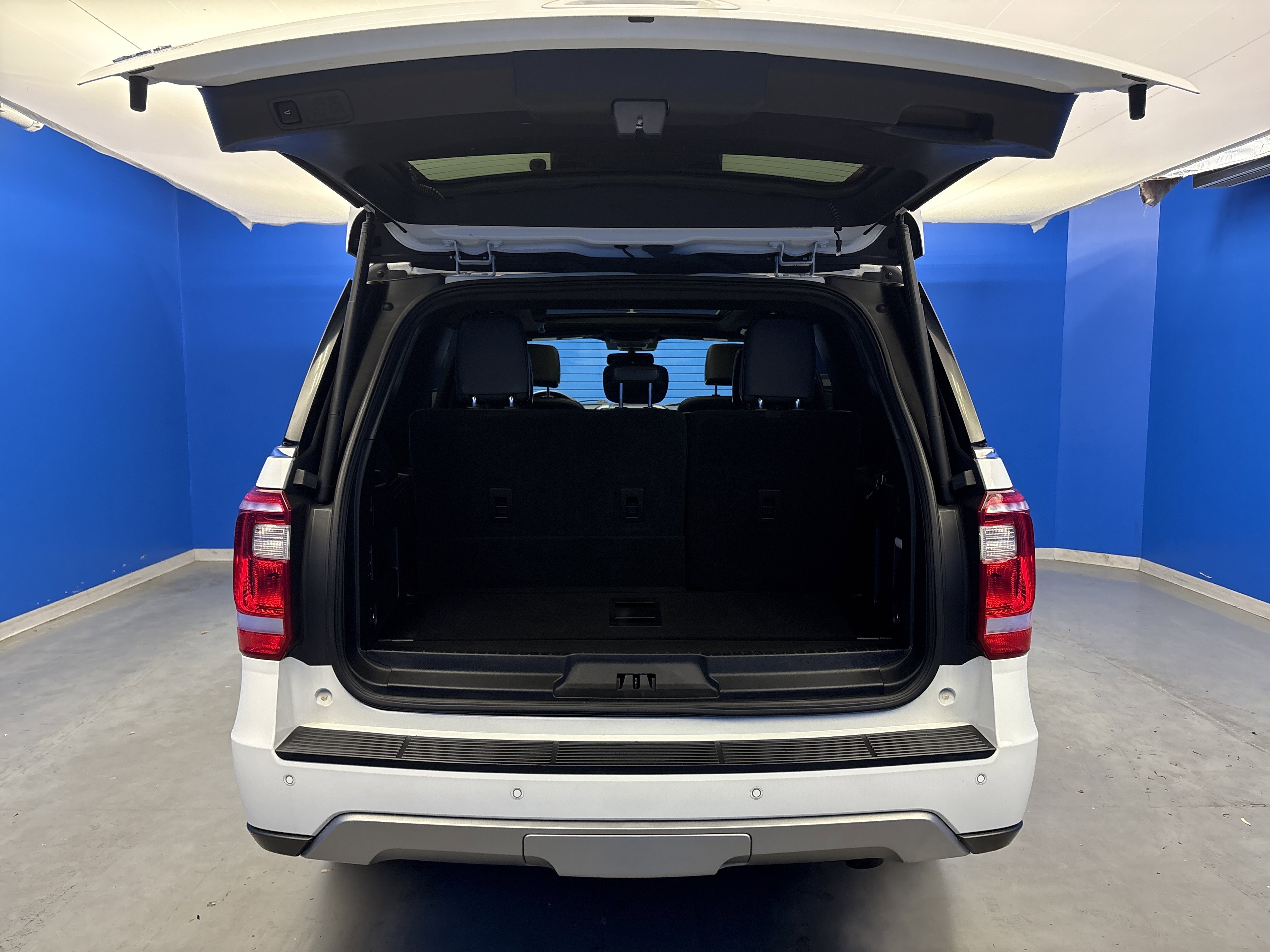 2021 Ford Expedition XLT photo 10