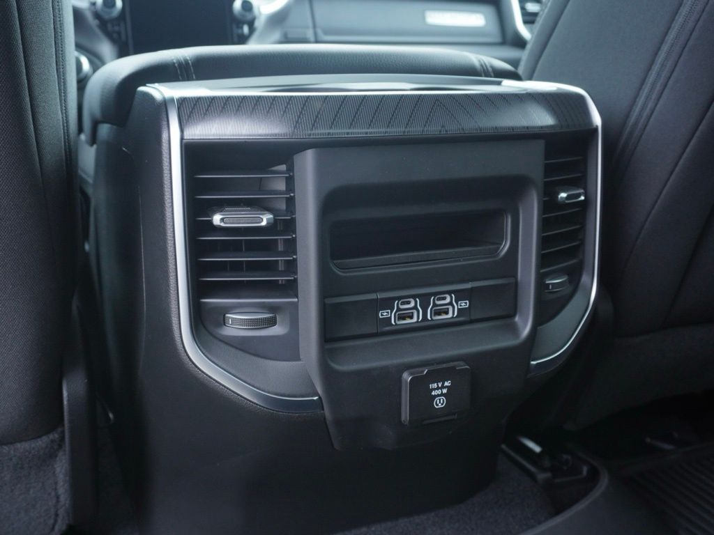 New 2026 Granite Crystal Metallic Clear-Coat Exterior Paint RAM Big Horn Night Edition image 23