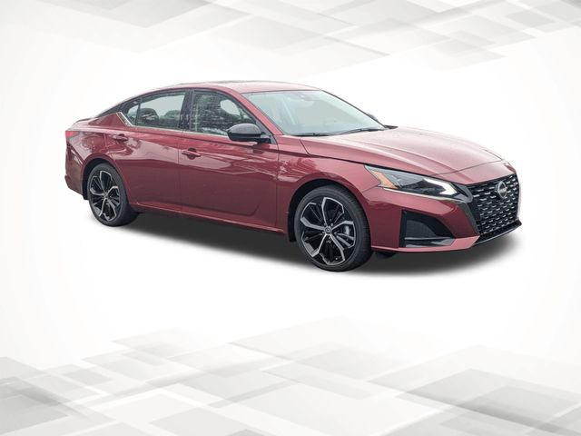 2025 Nissan Altima 2.5 SR photo 2